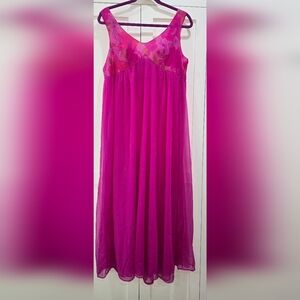Magenta Sheer Nightgown – Size Unknown (Fits M/L)